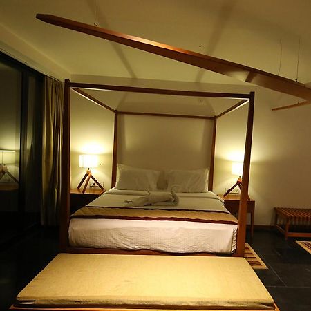 The Emerald Club ,Rajkot Ngoại thất bức ảnh