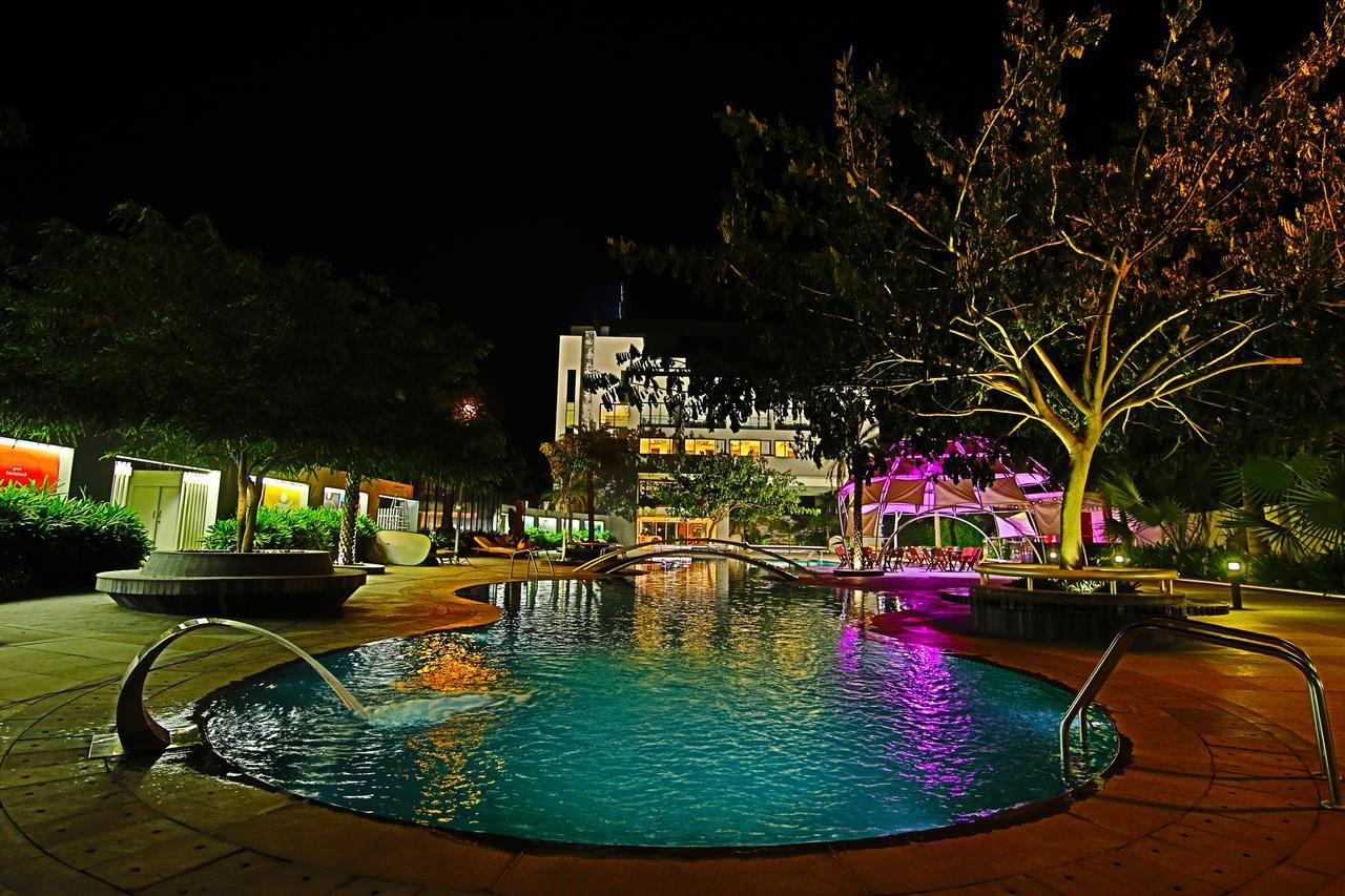 The Emerald Club ,Rajkot Ngoại thất bức ảnh